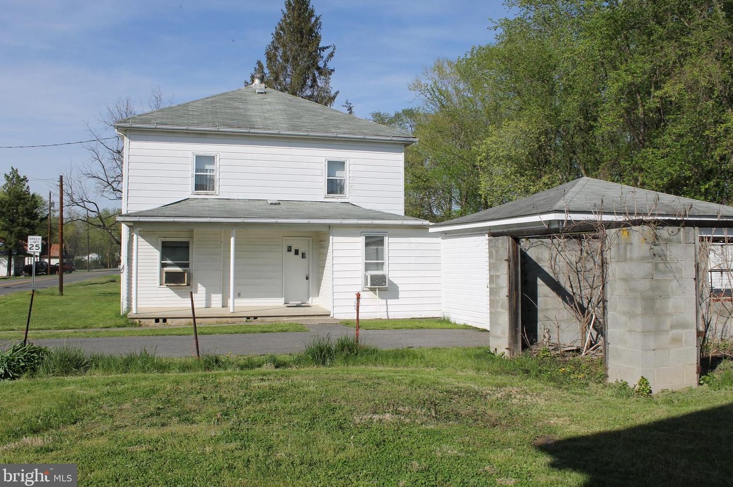 70 Norton St, Green Spring, WV 26722