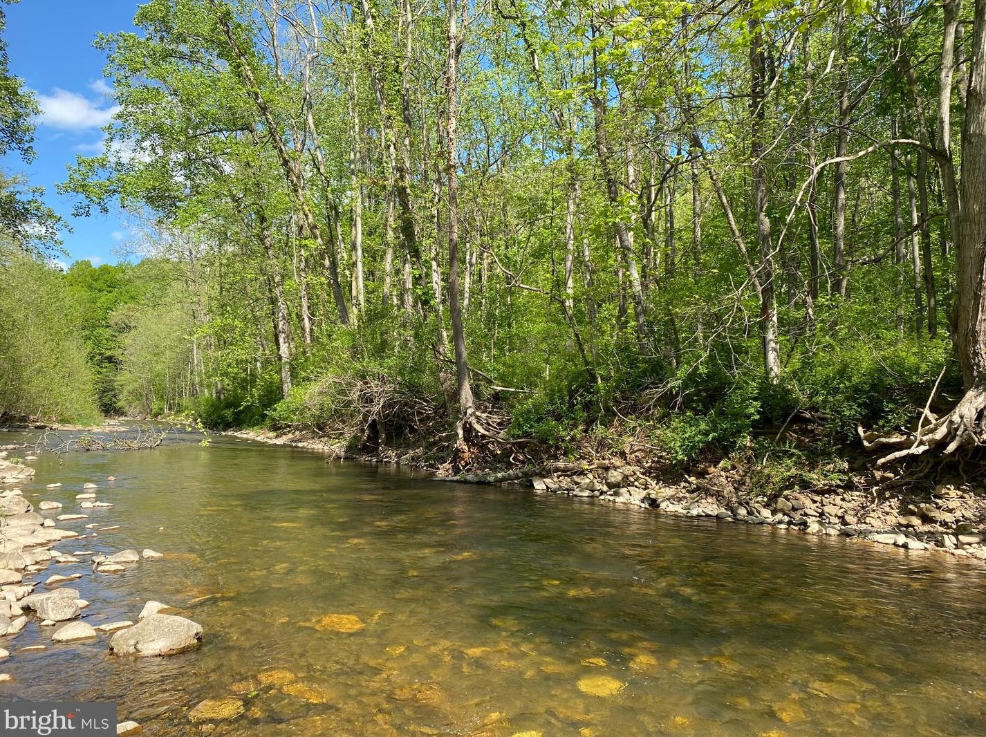 240 River Run Blvd, Delray, WV 26714