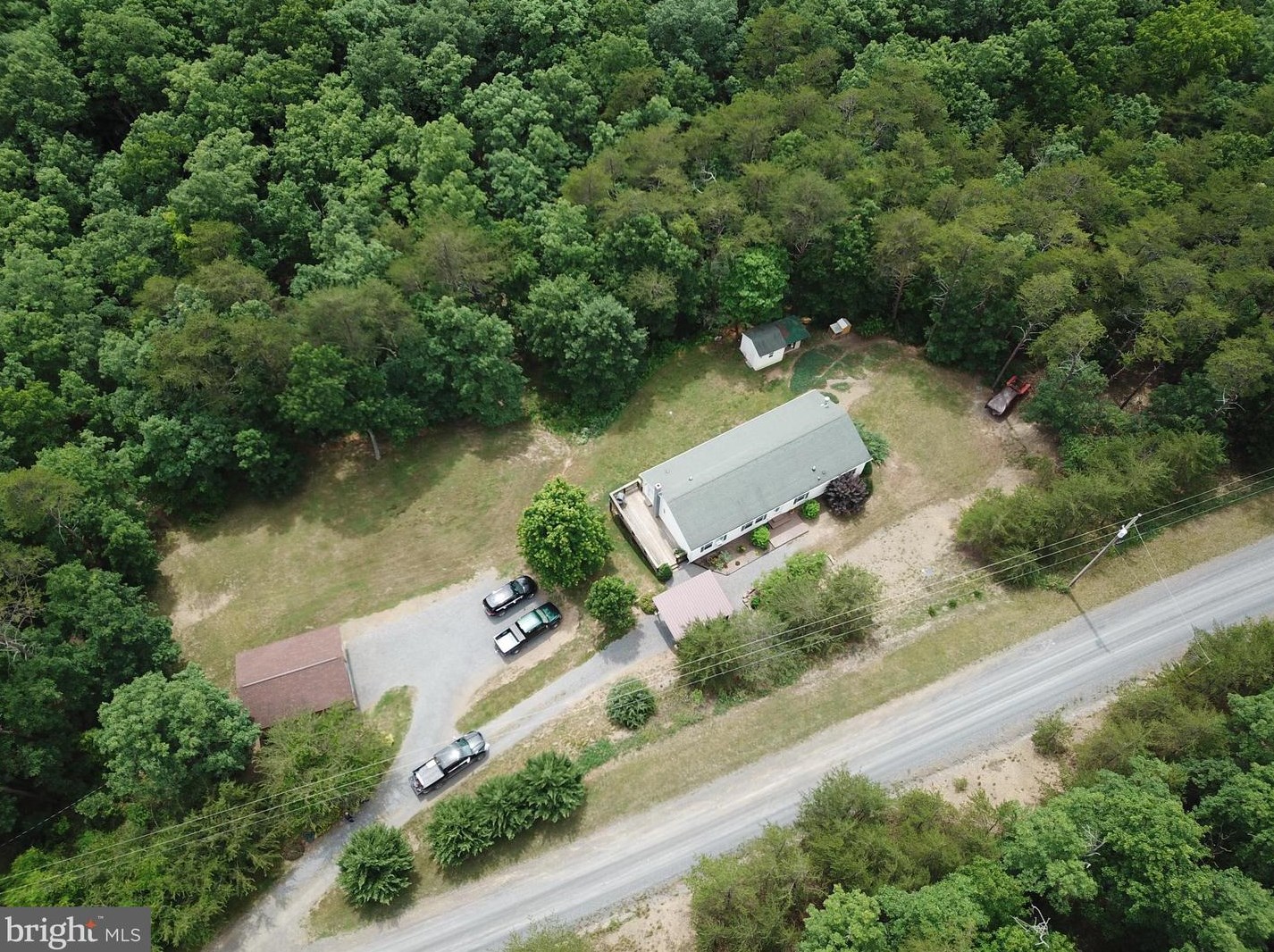 581 Sugar Run Ln, Three Churches, WV 26757
