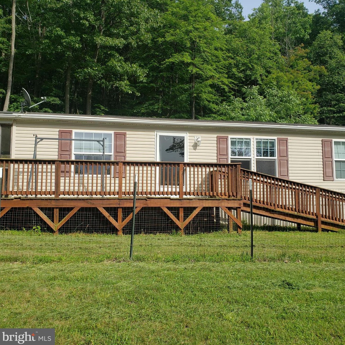 266 Hunter Ridge Rd, Three Churches, WV 26757