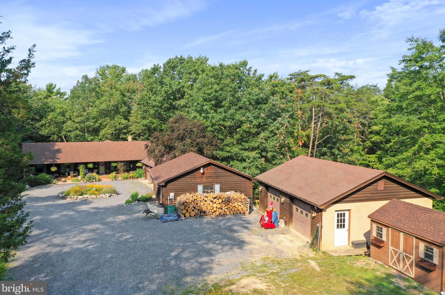 400 Braeburn Dr, Augusta, WV 26704