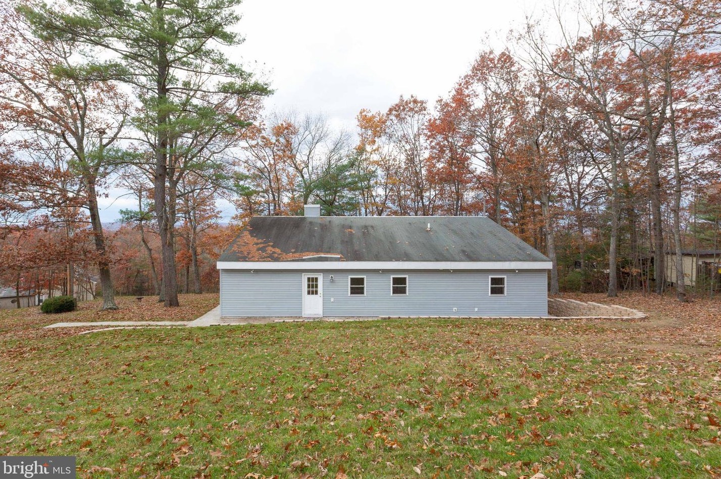 1457 Sirbaugh Rd, Capon Bridge, WV 26711-8807
