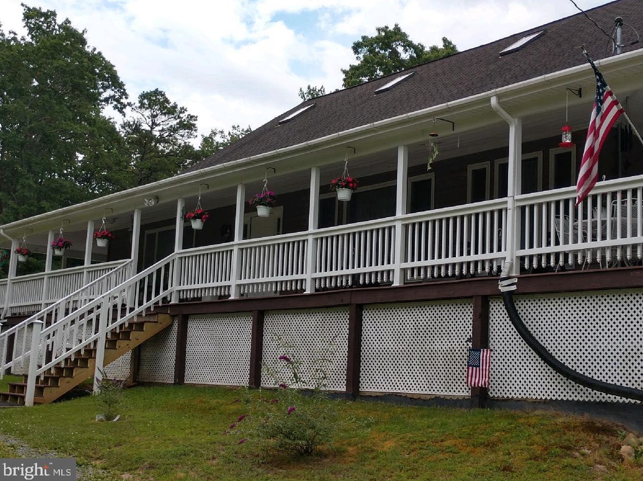 329 Stone Knob Rd, Capon Bridge, WV 26711