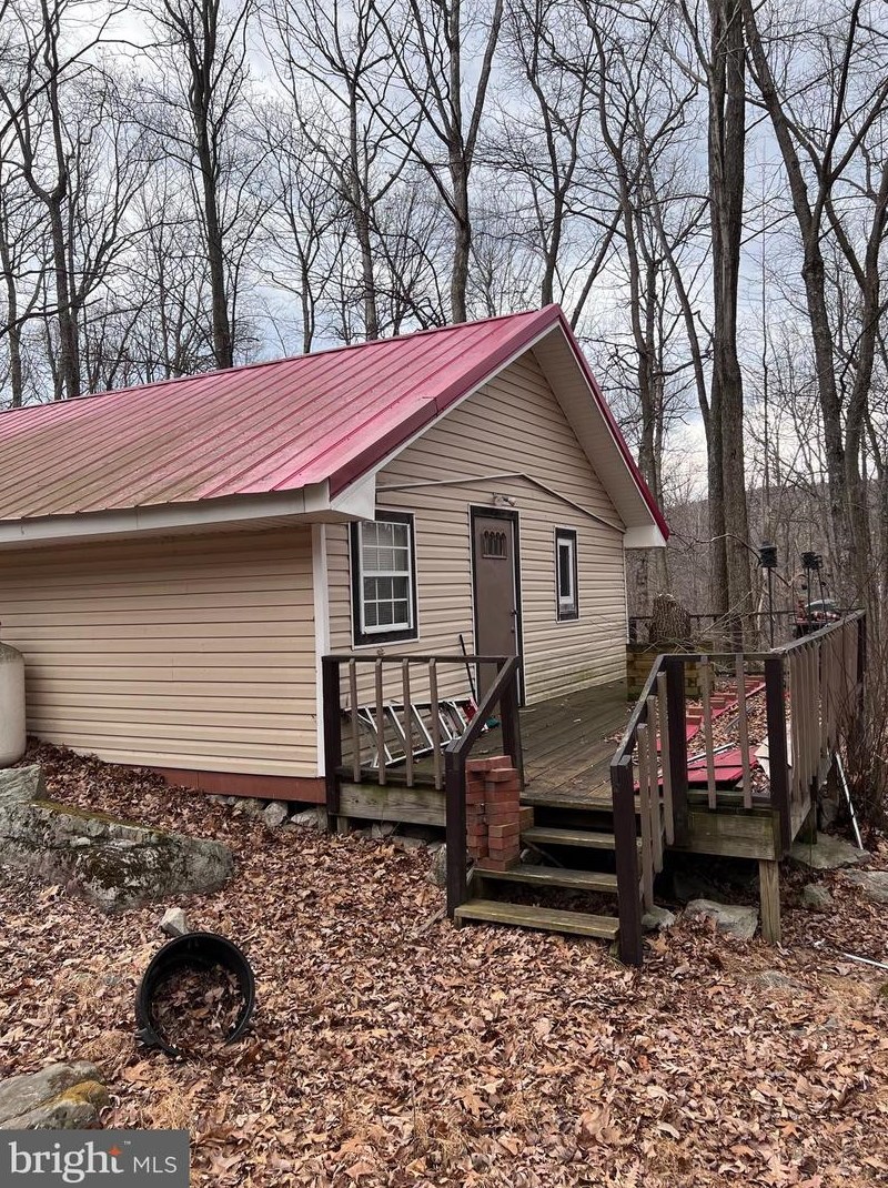 347 High Mountain View Rd, Three Churches, WV 26757