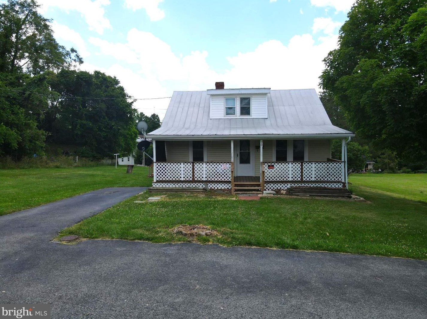 70 Potomac Ave, Three Churches, WV 26757