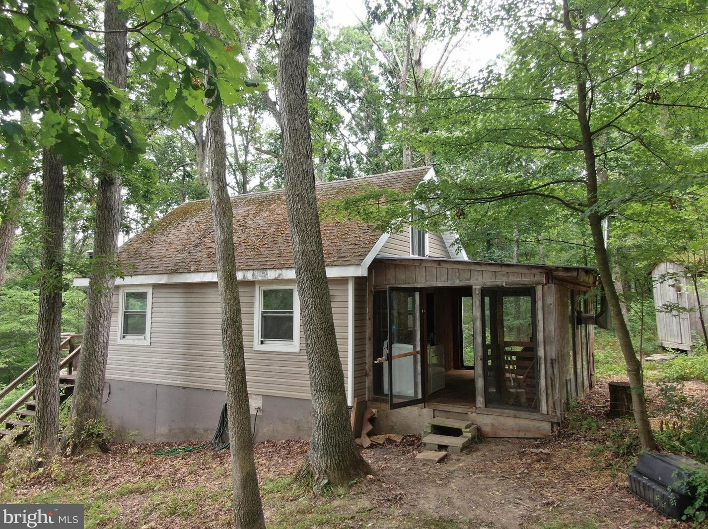 285 Pony Express Ln, Augusta, WV 26704
