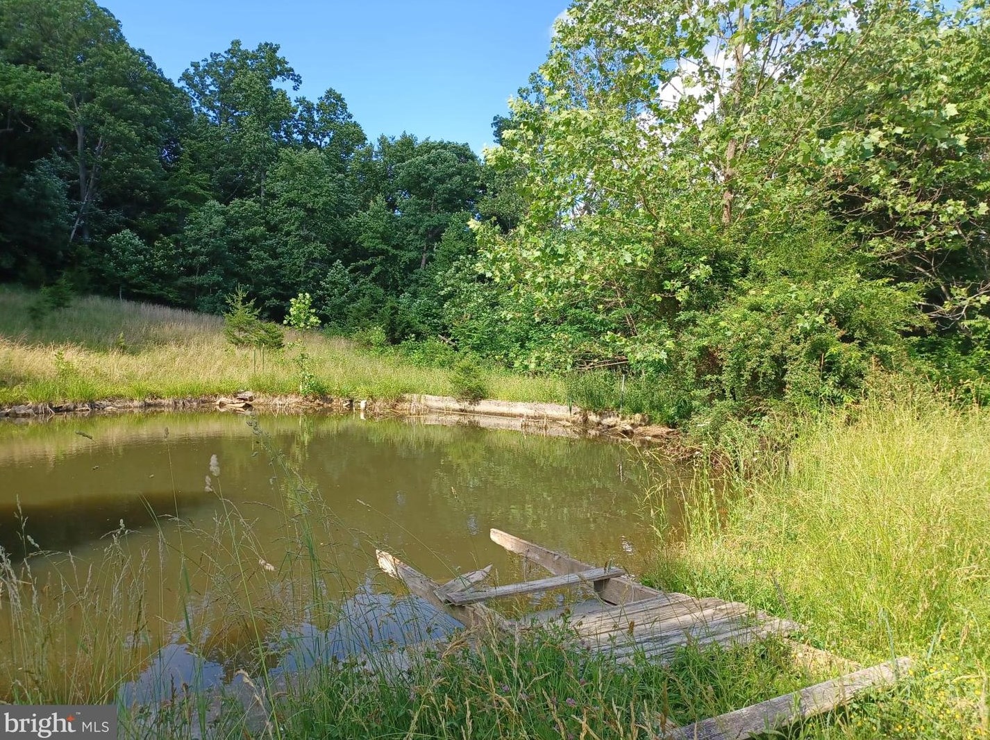 494 Falconwood Dr, Paw Paw, WV 25434