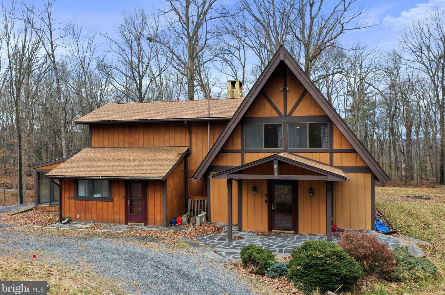 590 Wilson Ln, High View, WV 26808