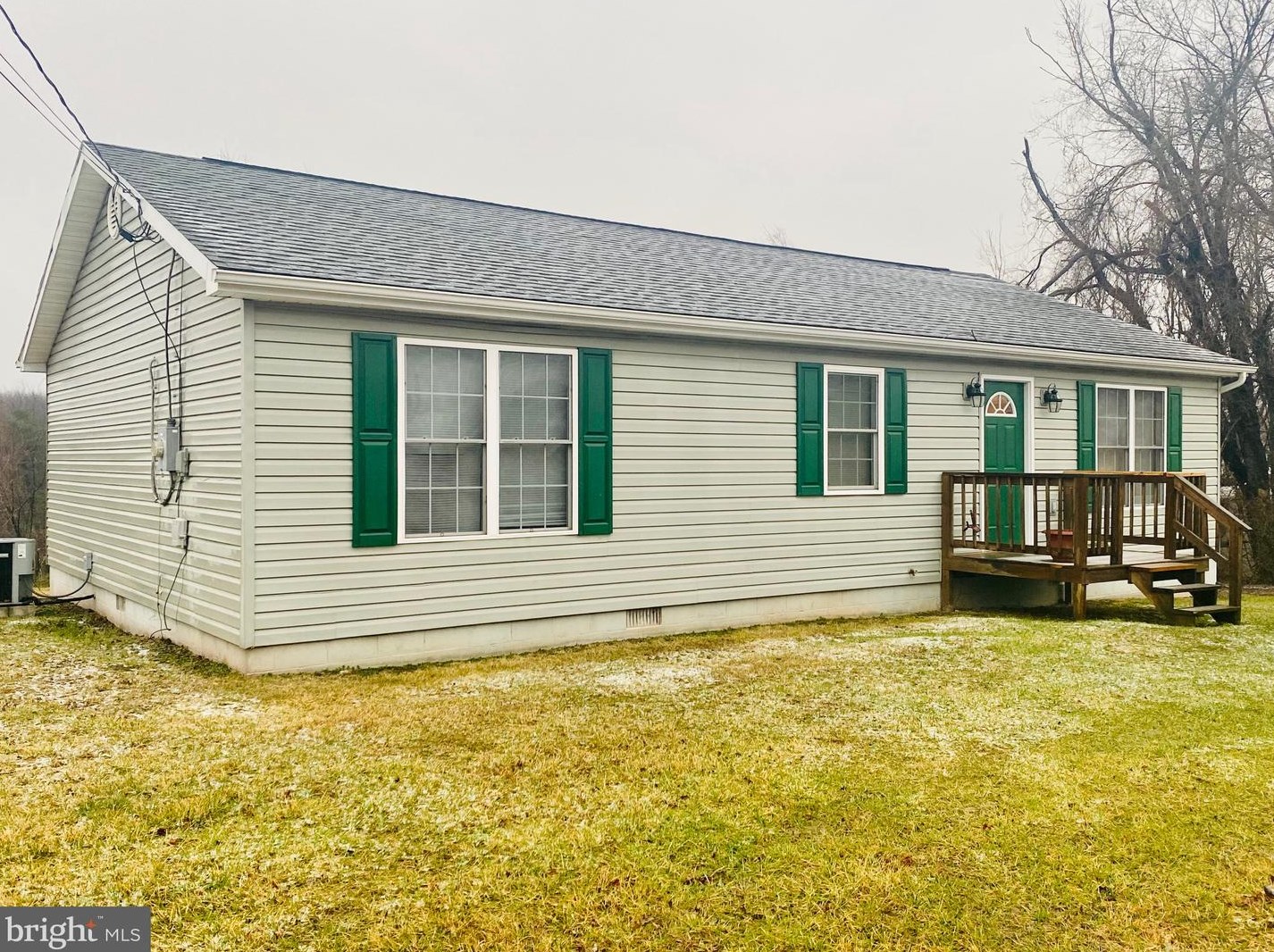 476 E Ridge Loop Rd, Three Churches, WV 26757