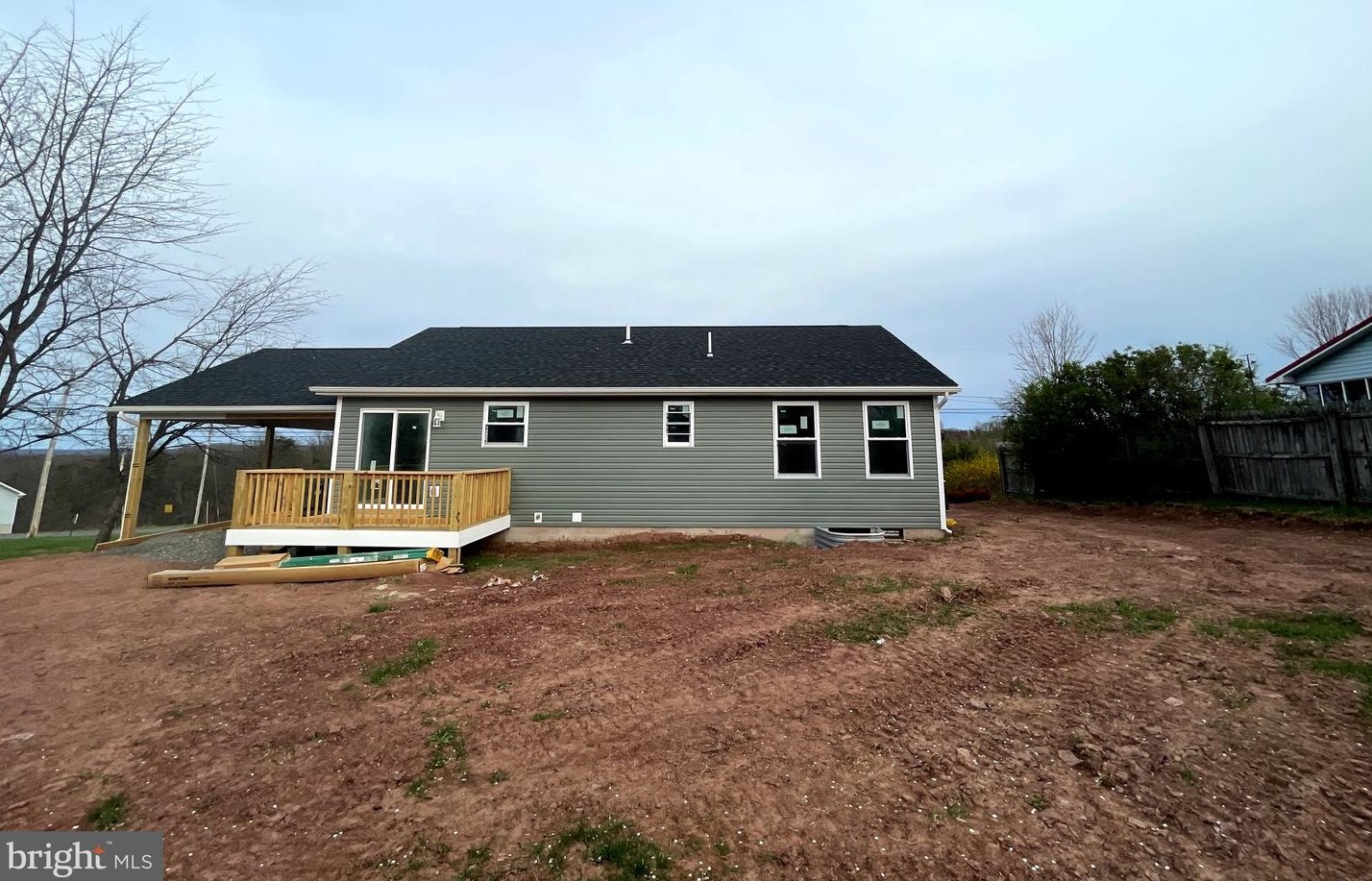 357 E Ridge Loop, Three Churches, WV 26757