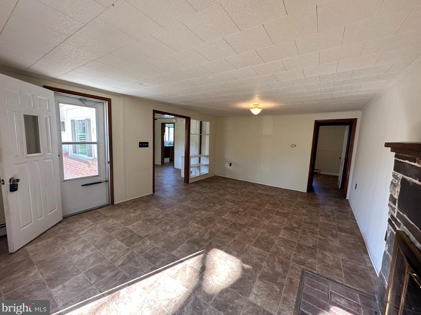 5249 Okonoko Rd, Paw Paw, WV 25434