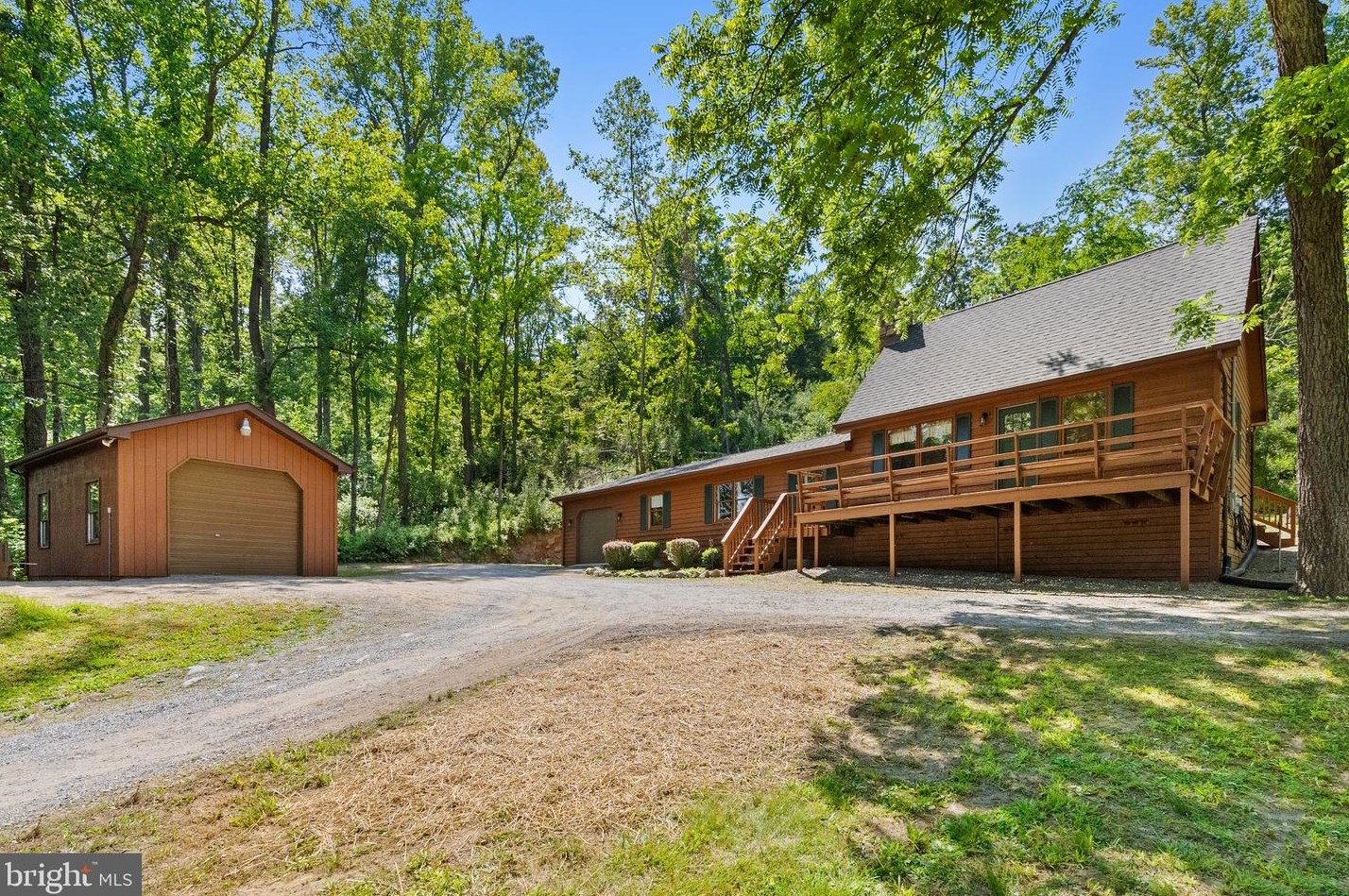 77 Marys Ln, Capon Bridge, WV 26711