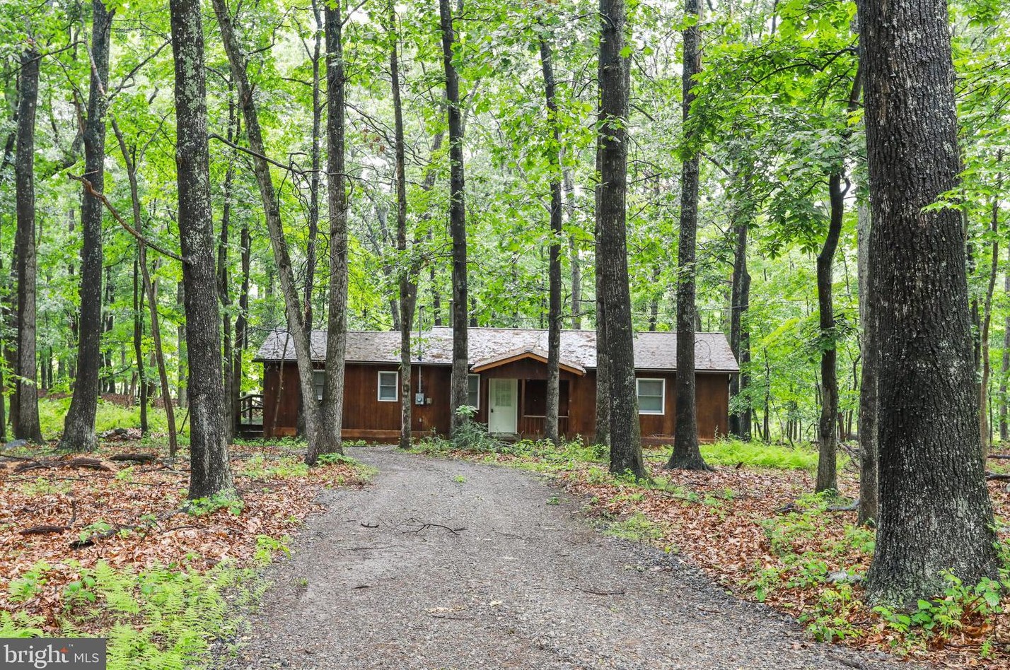 326 Cabin Rd, Augusta, WV 26704