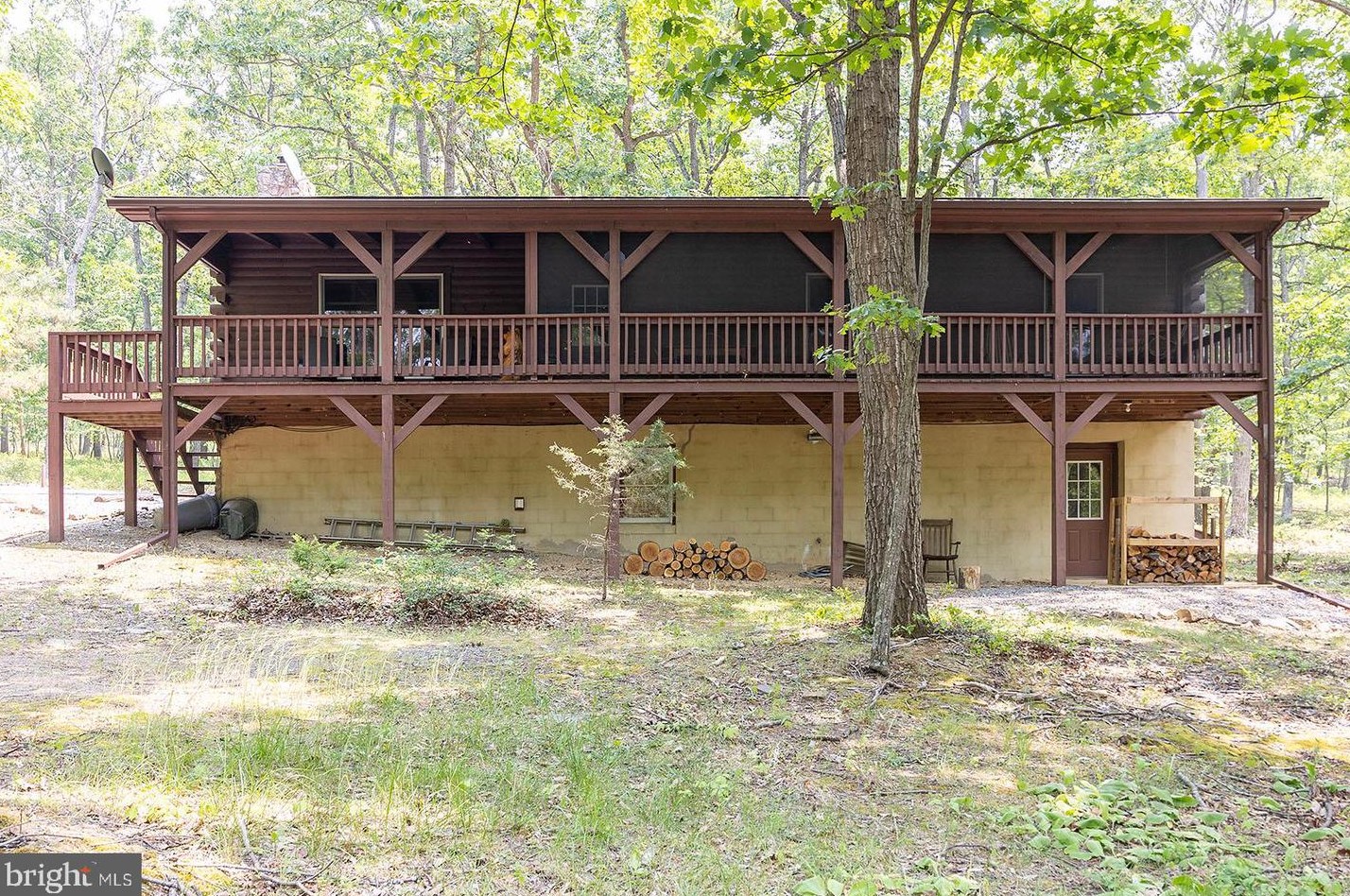 777 Red Fern Ln, Augusta, WV 26704