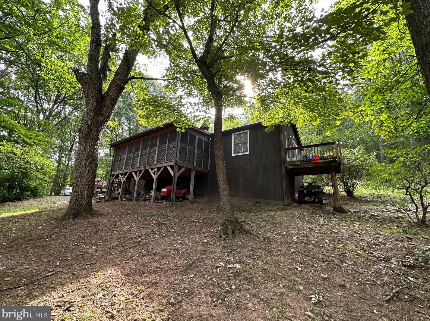 1578 Cardinal View Rd, Paw Paw, WV 25434