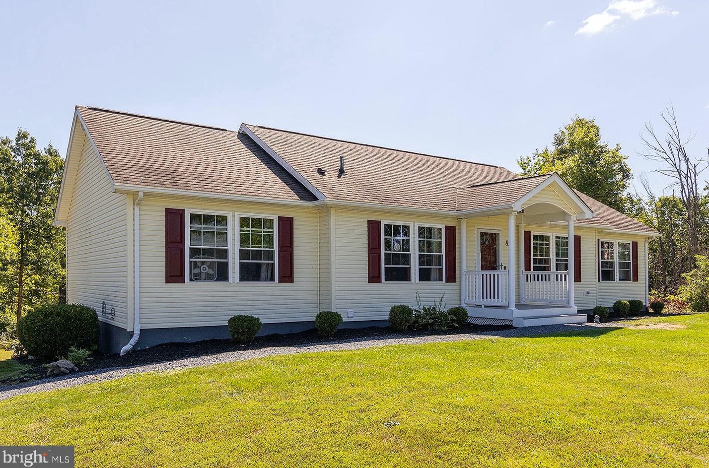 83 Longview Rd, Capon Bridge, WV 26711