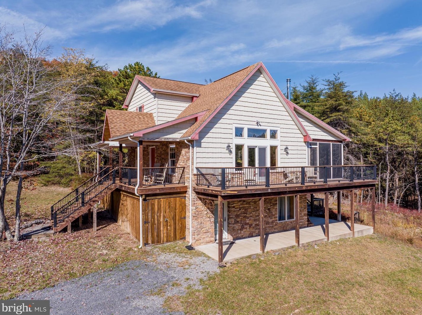 1002 Butternut Dr, Yellow Spring WV  26865-9042 exterior