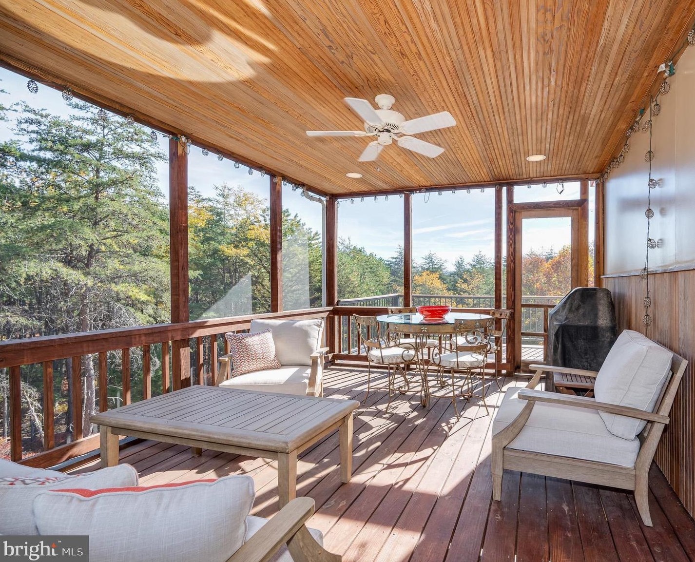 1002 Butternut Dr, Yellow Spring WV  26865-9042 exterior