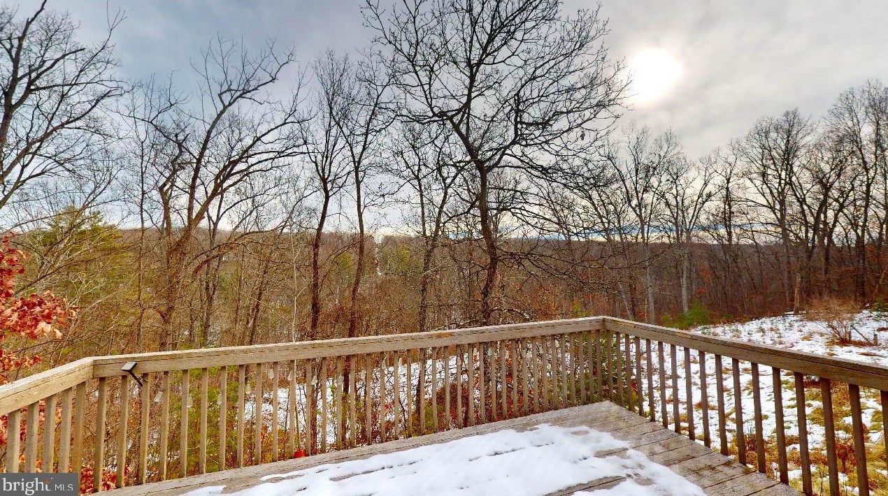 970 Hazel Ln, Augusta, WV 26704-3506