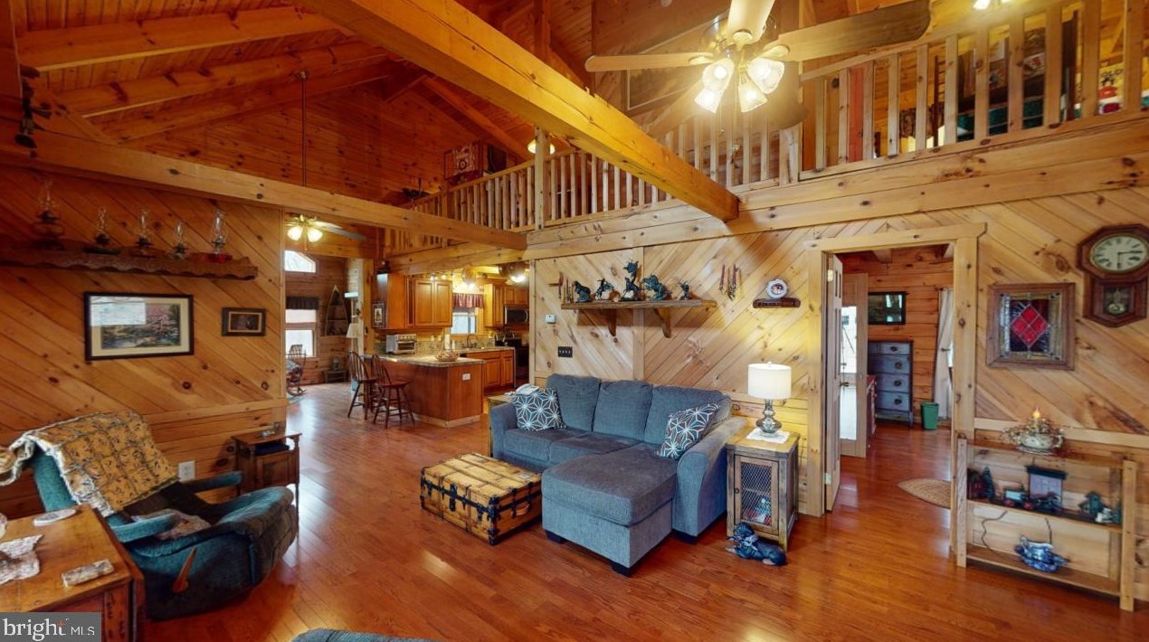 7 Blackthorne Ridge Rd, Augusta, WV 26704