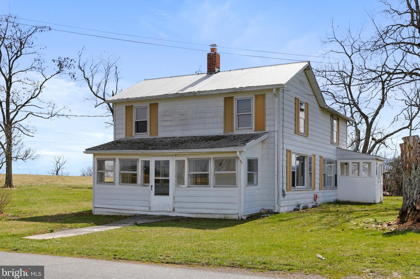 1921 Heide Cooper Rd, Shanks, WV 26761-9017