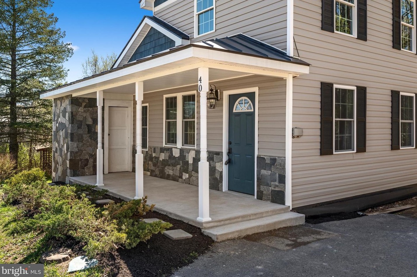40 Ford Hill Rd, Augusta, WV 26704