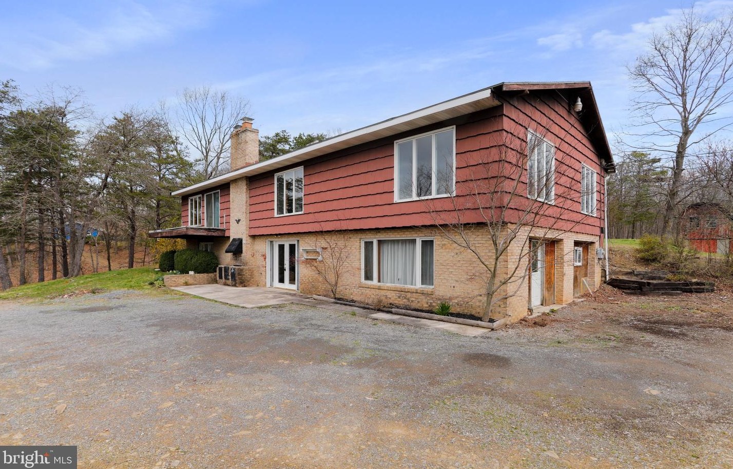 139 Alder Ln, Springfield, WV 26763
