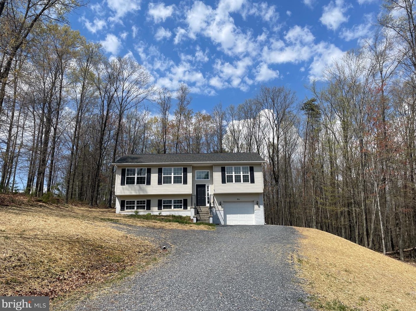 96 Tahoe Dr, Paw Paw, WV 25434