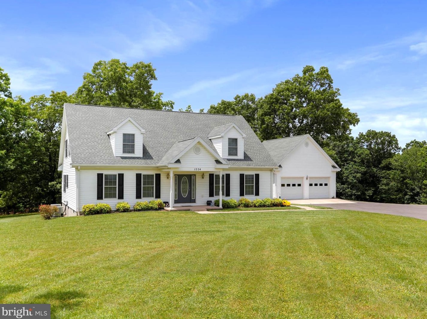 1224 Ford Hill Rd, Augusta, WV 26704