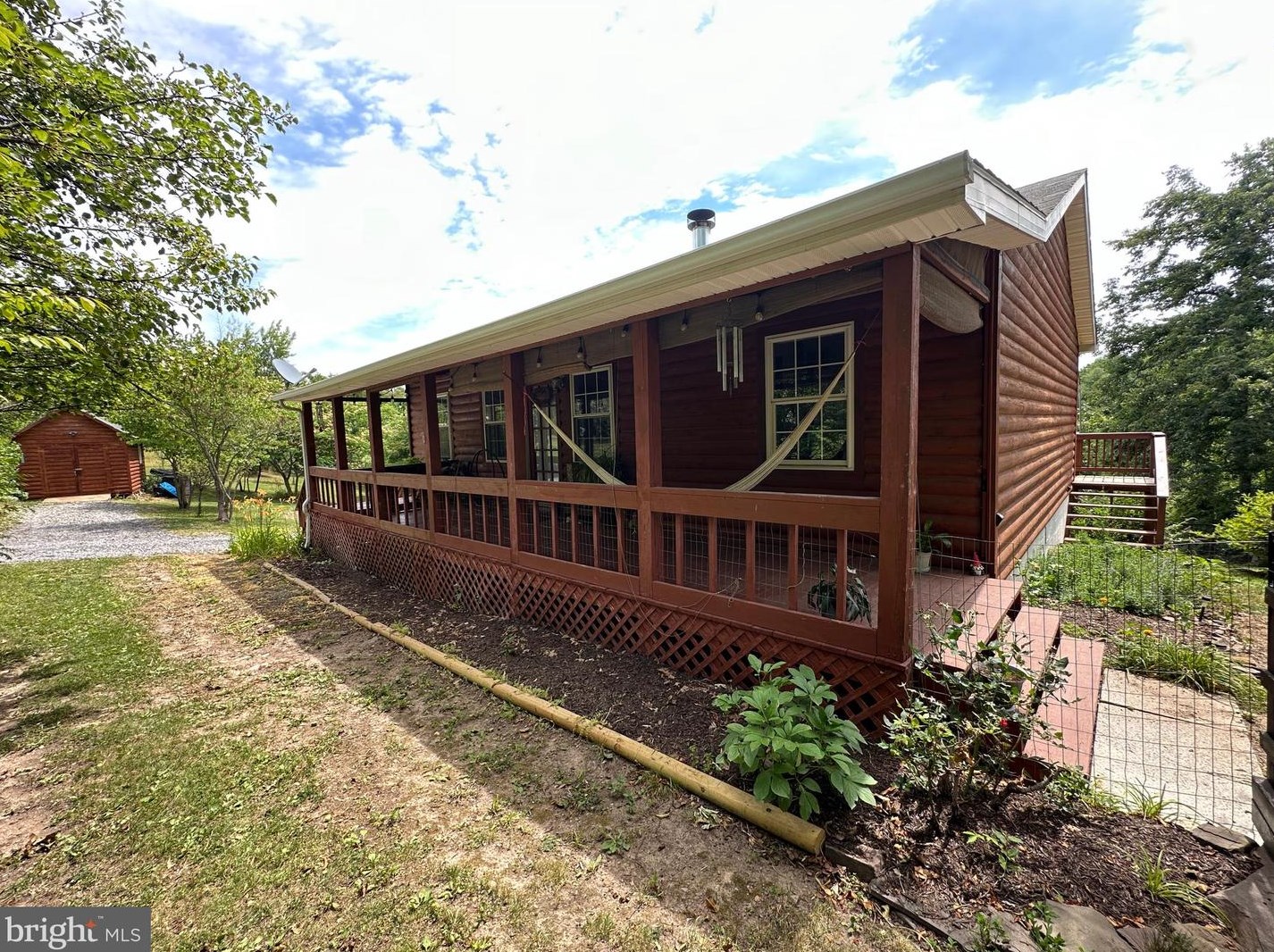 1090 Feller Dr, Levels, WV 25431