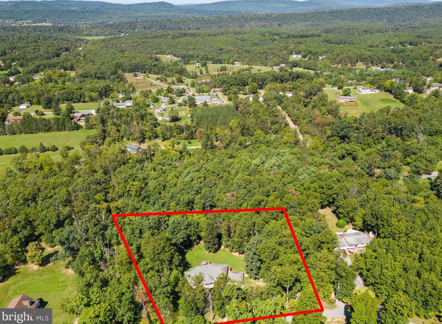 174 Twin Pond View Dr, Capon Bridge, WV 26711