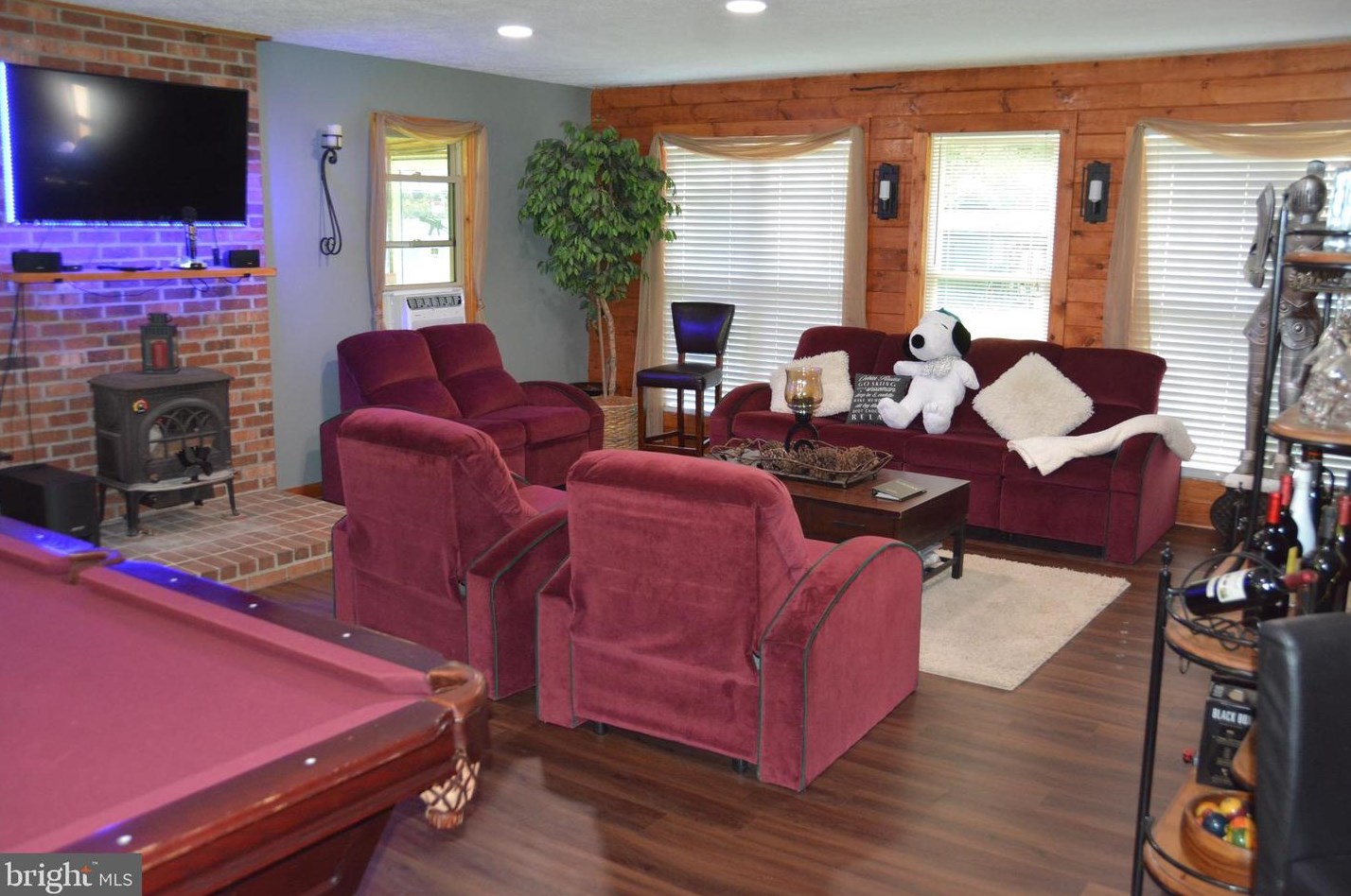 1145 Ritters Valley Dr, Capon Bridge, WV 26711