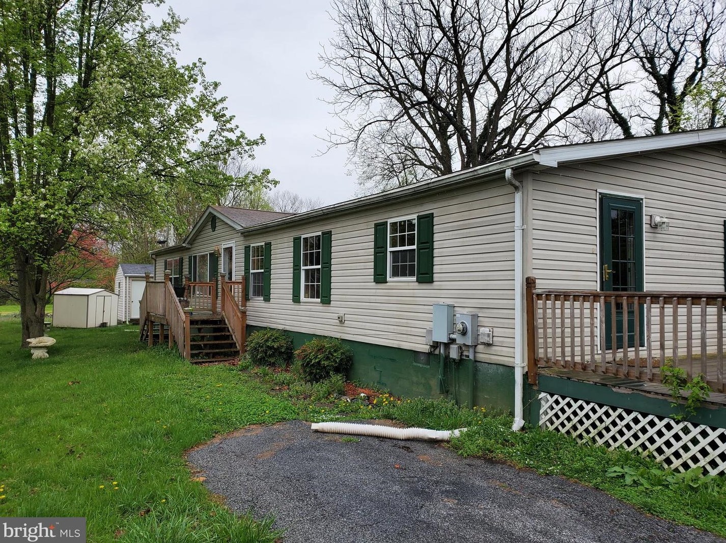 507 W 3rd Ave, Ranson, WV 25438