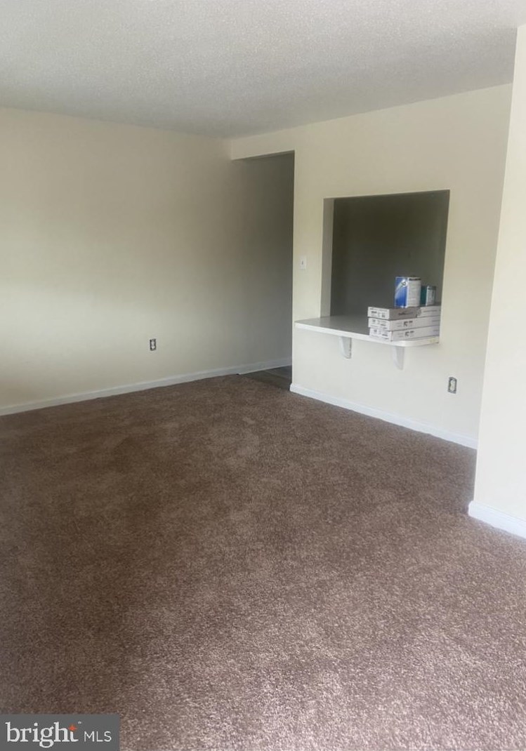 302 S Marshall St #6, Ranson, WV 25438