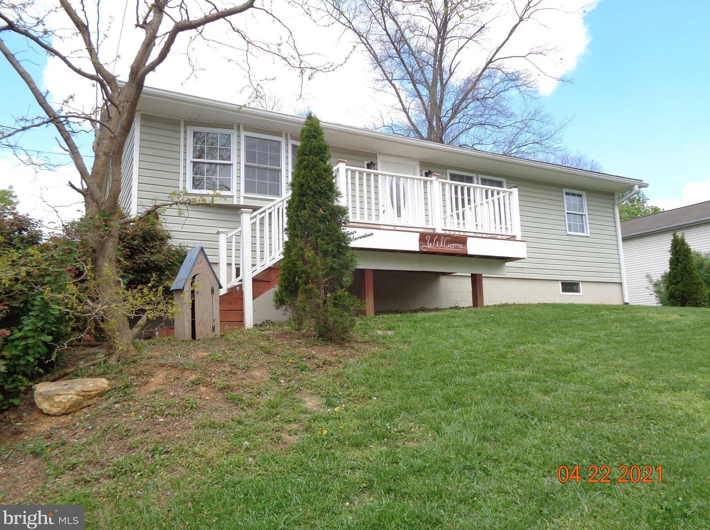 417 Burns St, Ranson, WV 25438-1101