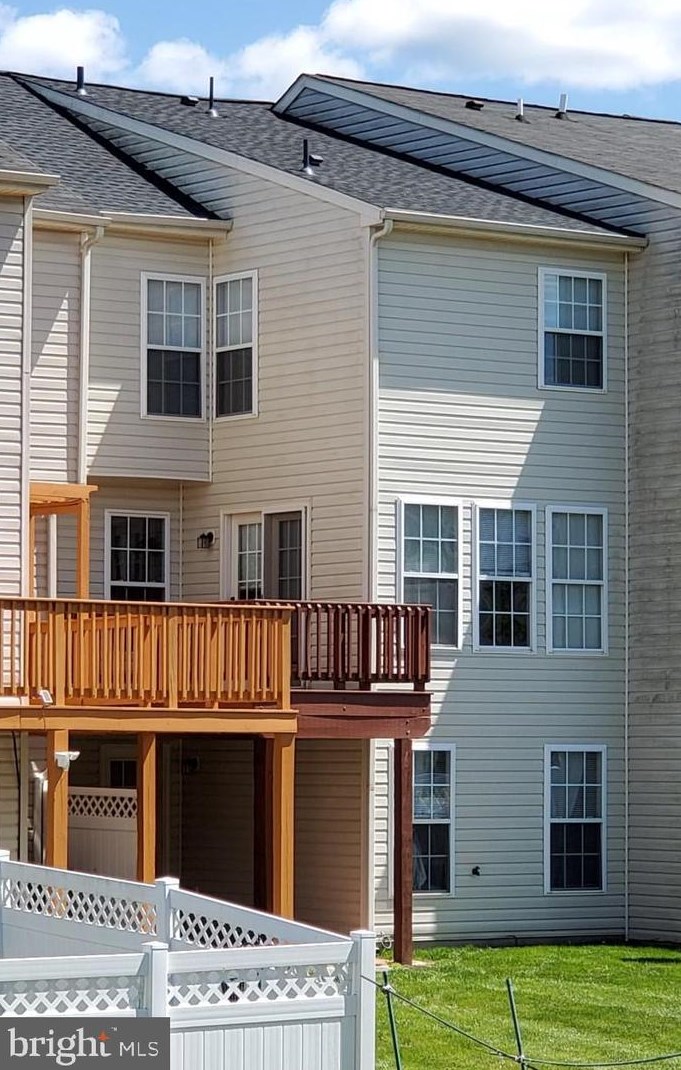 1235 Mare St, Ranson, WV 25438-5723