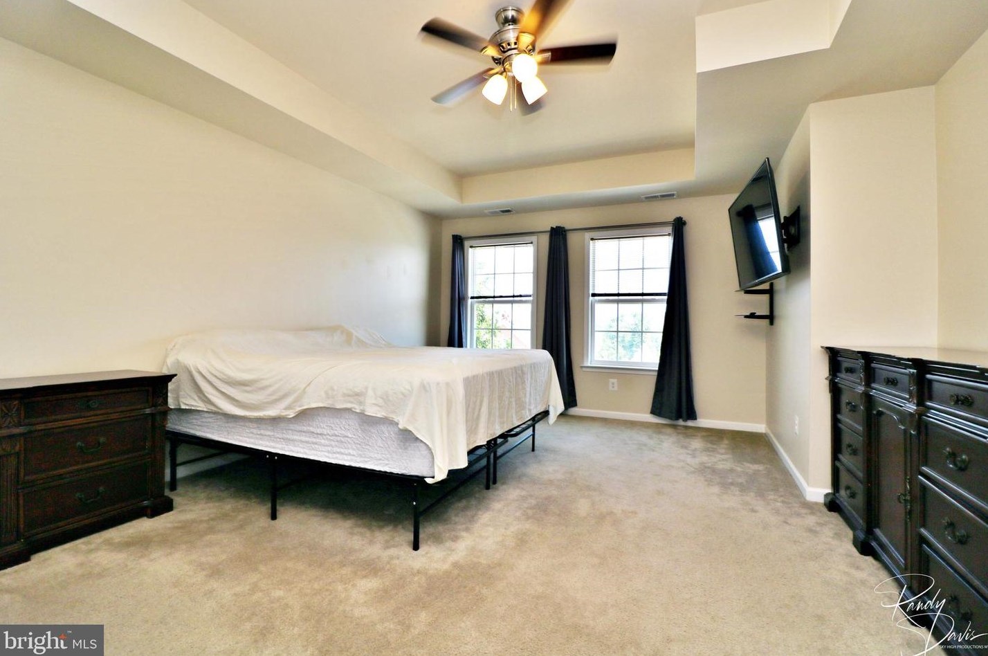 1231 Stallion St, Ranson WV  25438-5720 exterior