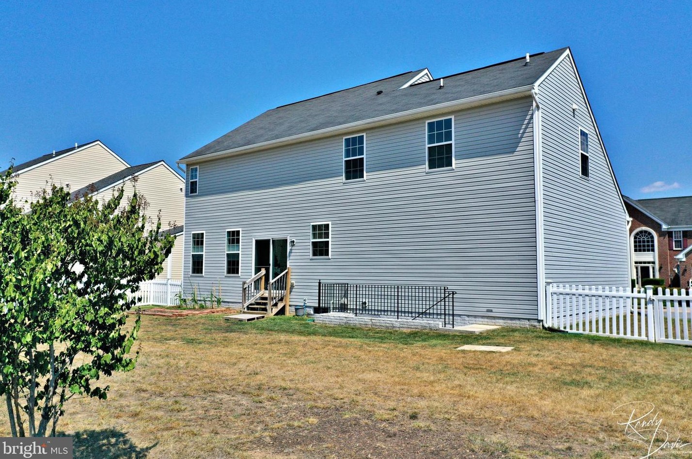 1231 Stallion St, Ranson WV  25438-5720 exterior