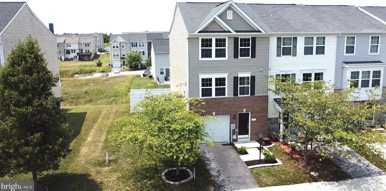 1151 Mare St, Ranson, WV 25438-5736