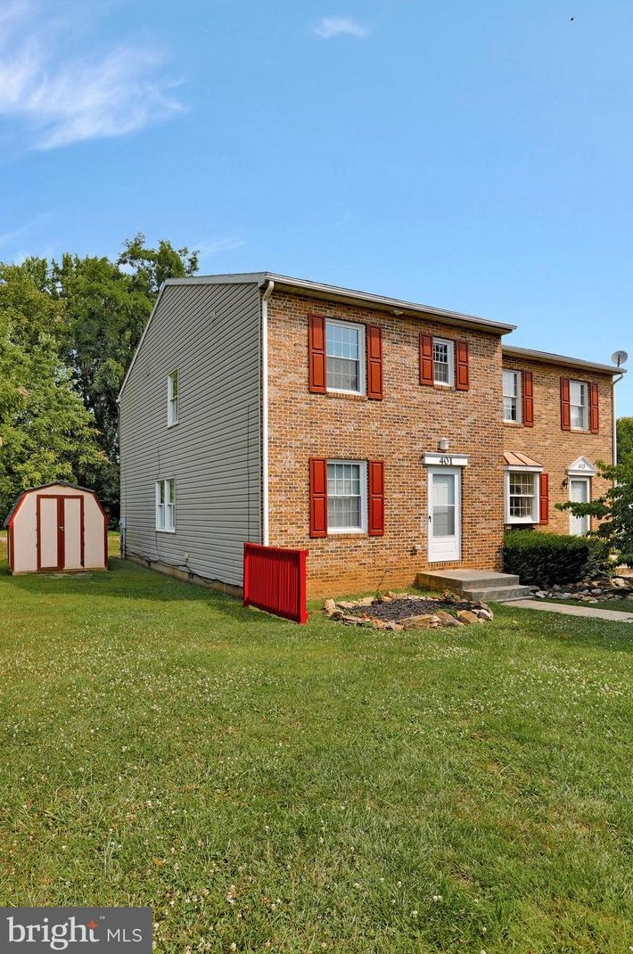 401 10th Ave, Ranson, WV 25438-1755