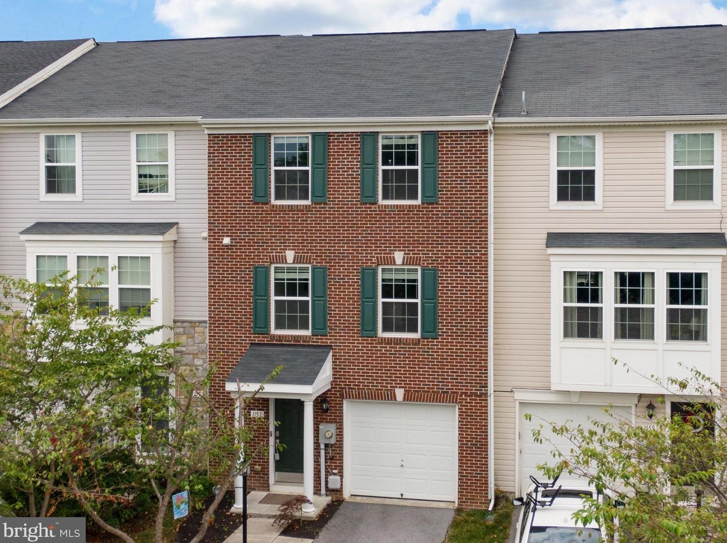 1157 Mare St, Ranson, WV 25438-5736