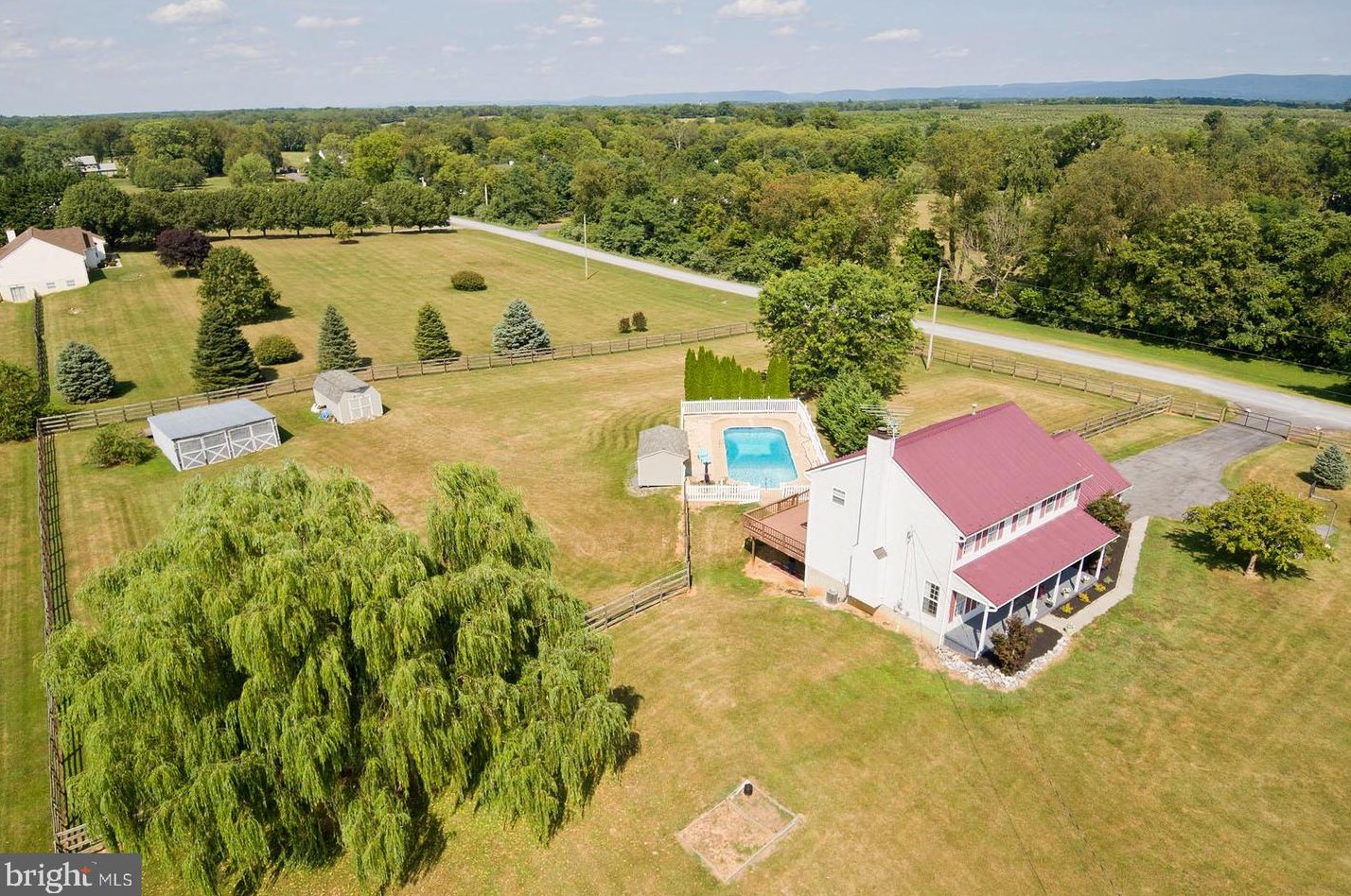 39 Hunt Ridge Dr, Summit Point, WV 25446