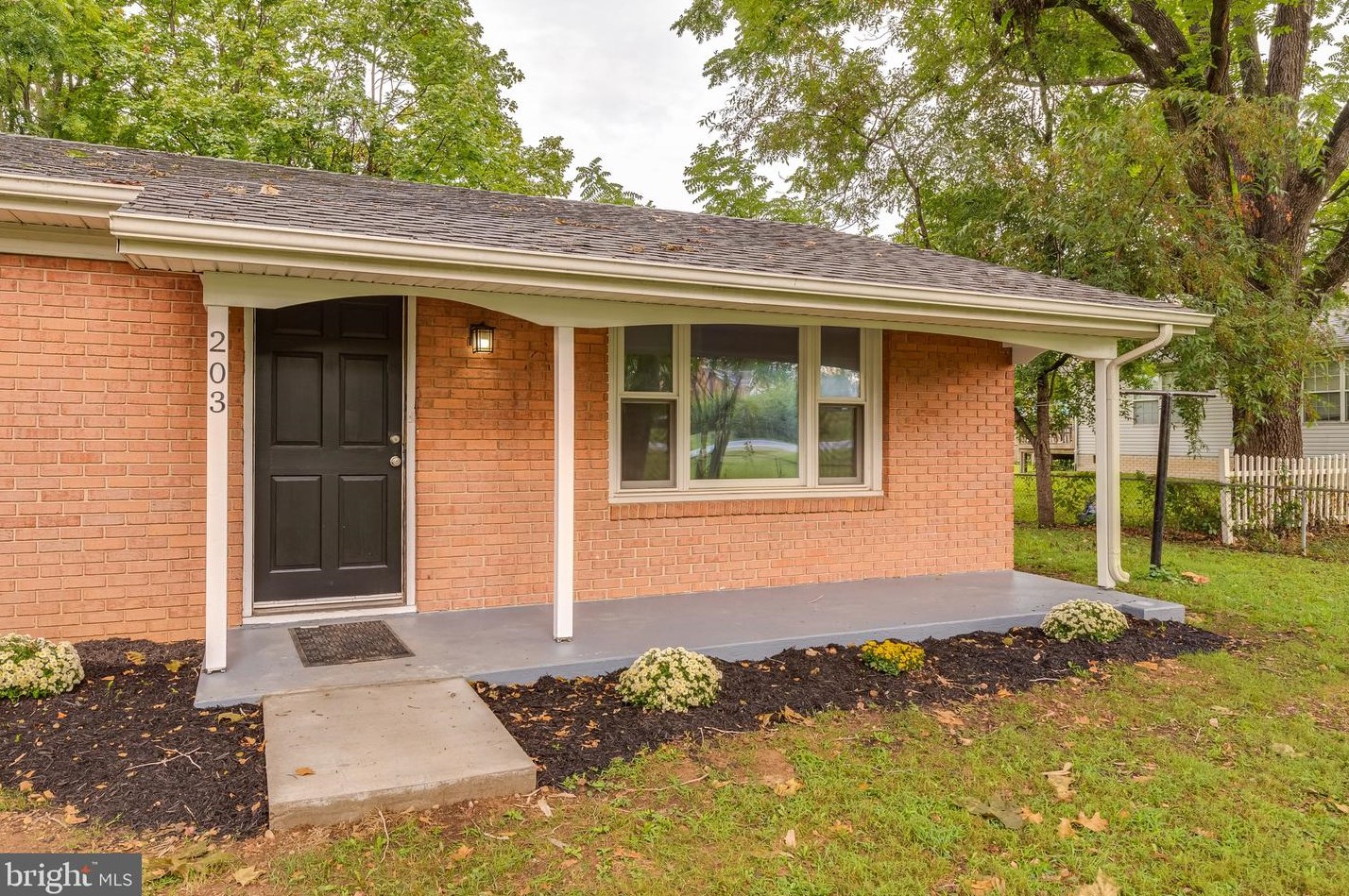 203 Boundary St, Ranson, WV 25438-1503