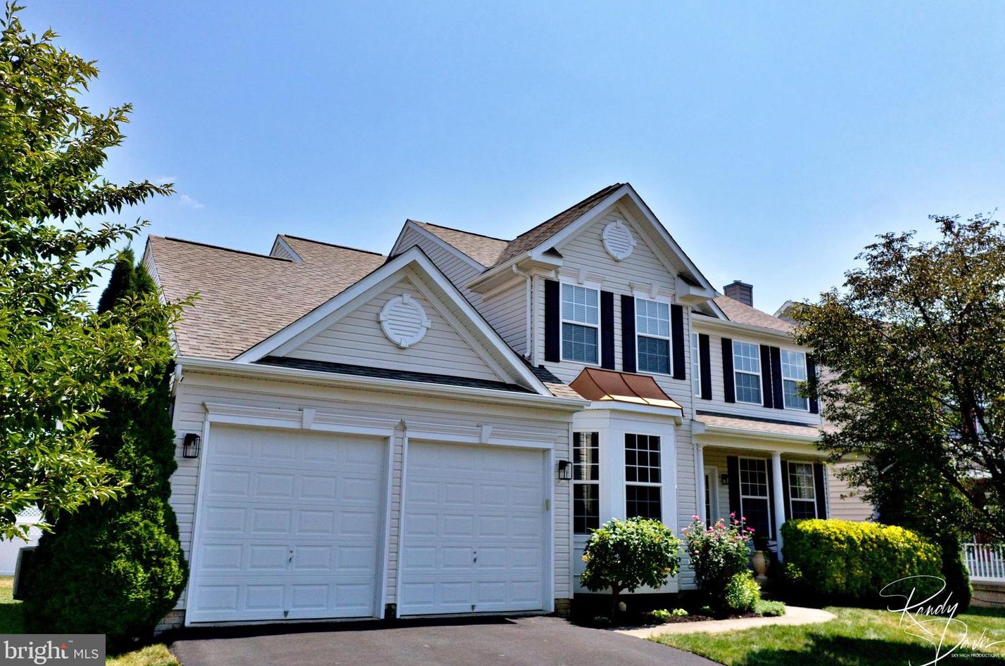 66 Watercourse Dr, Ranson, WV 25438-4002