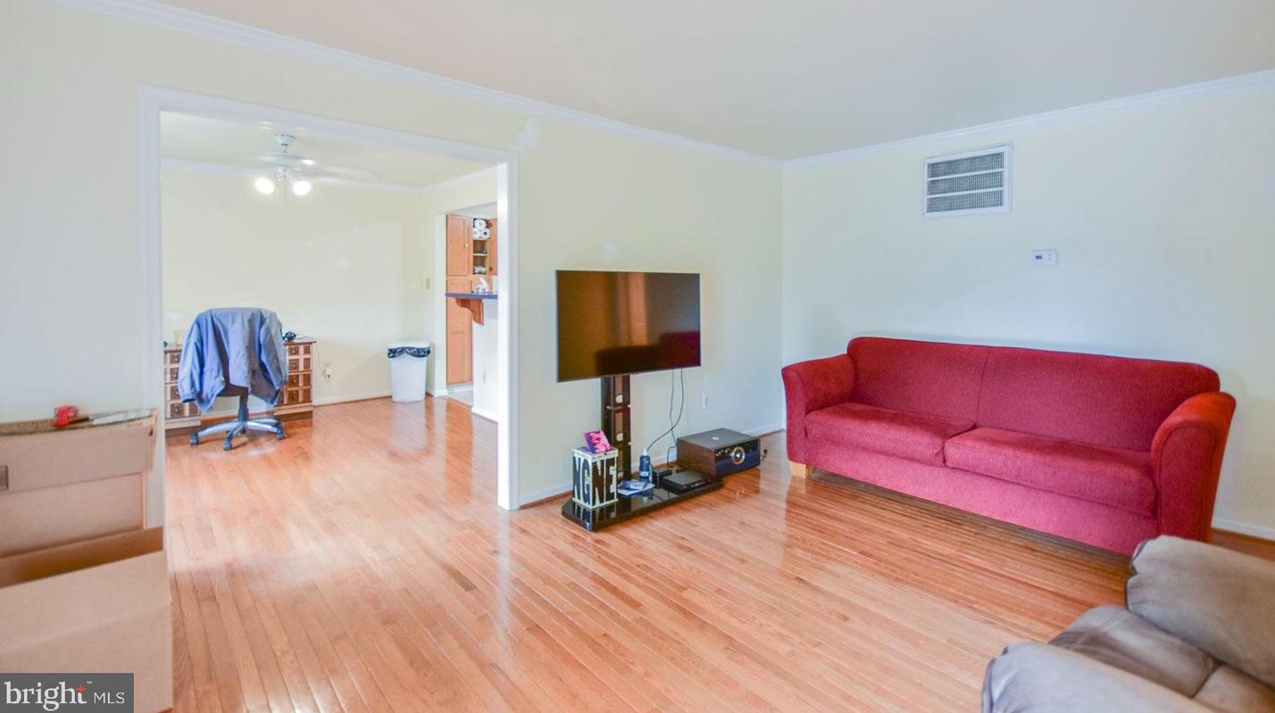 512 Marshall St, Ranson, WV 25438-1518