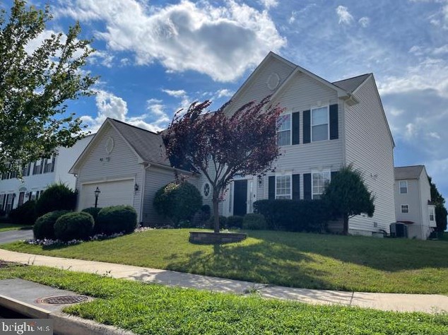 1355 Destrier St, Ranson, WV 25438-1671