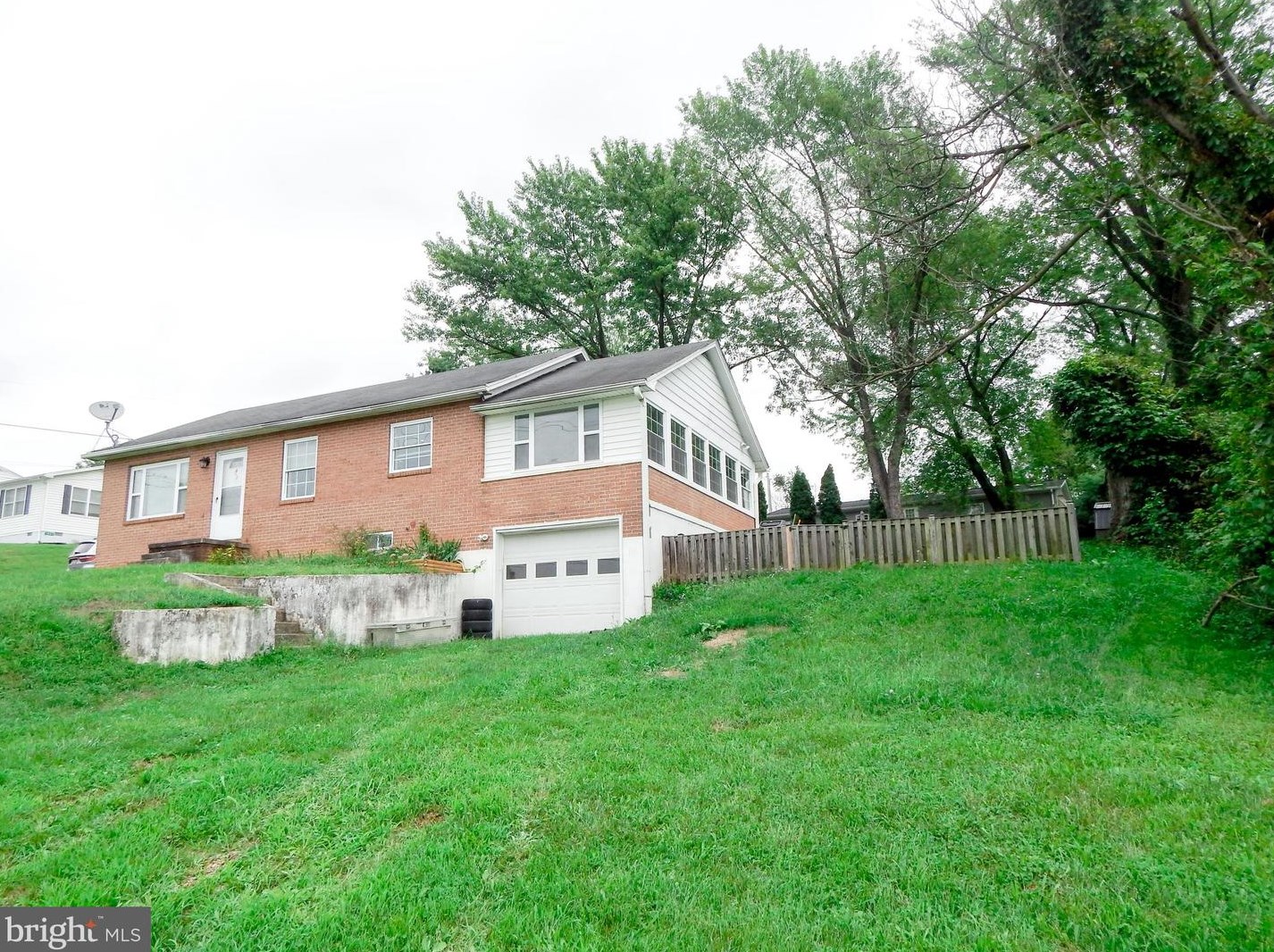 93 Clems Dr, Ranson, WV 25438-5505