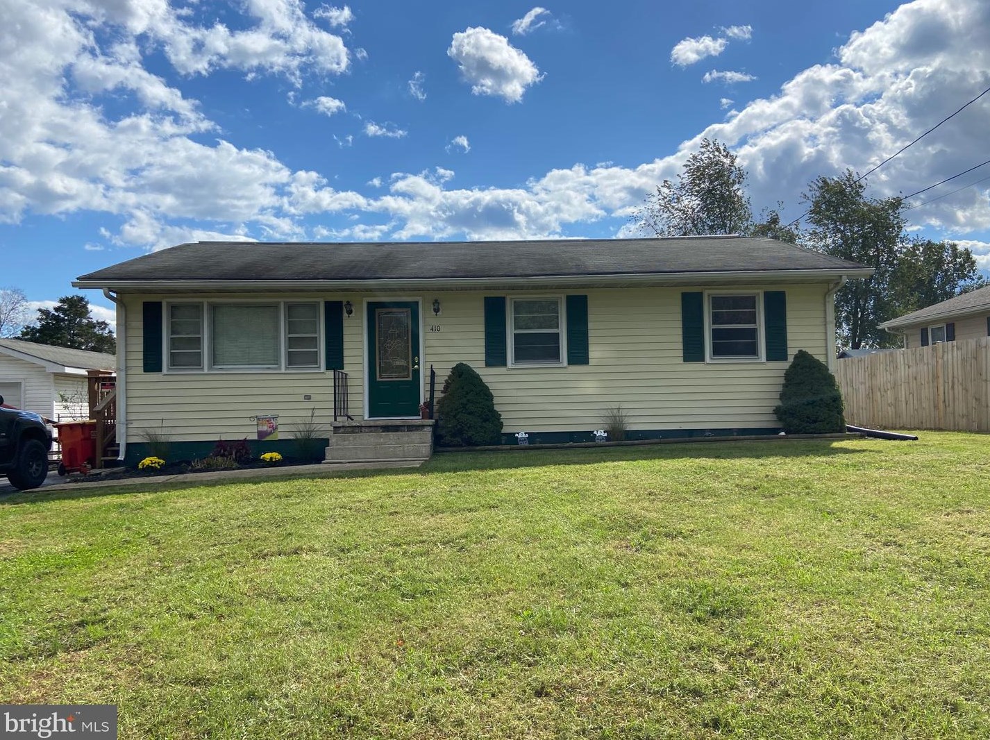 410 E 13th Ave, Ranson, WV 25438