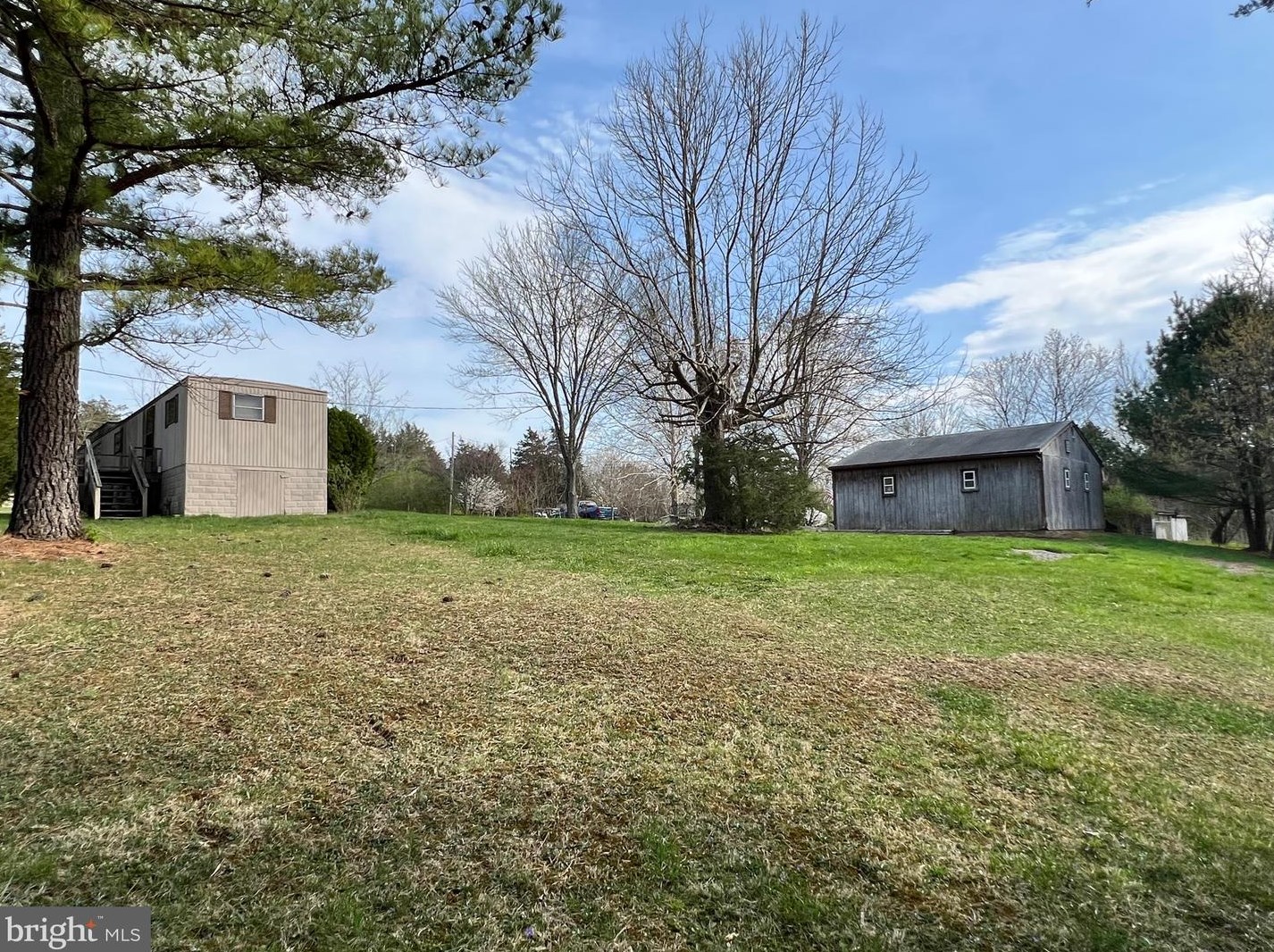 143 Logans Run Dr, Martinsburg, WV 25430-5724
