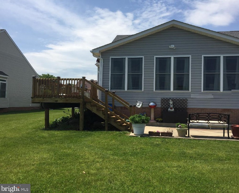 159 Brookline Dr, Charles Town, WV 25414